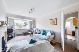 Living Room- click for photo gallery